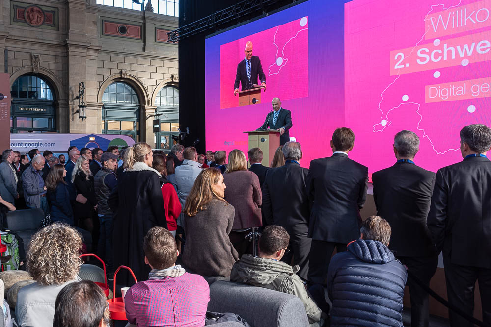 Bundespräsident Alain Berset eröffnet am HB Zürich den Digitaltag.