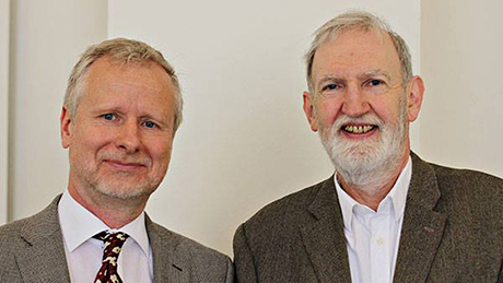 UZH-Psychologe Andreas Maercker (links)  mit Chris Brewin vom University College London (UCL).