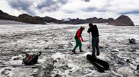 Forscher auf dem Plaine-Morte-Gletscher