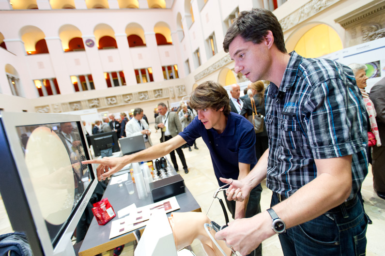 Nicht nur passives Zuschauen, sondern auch Mitmachen war an der Scientifica gefragt – wie hier am Stand des Forschungslabors Biomechanik.