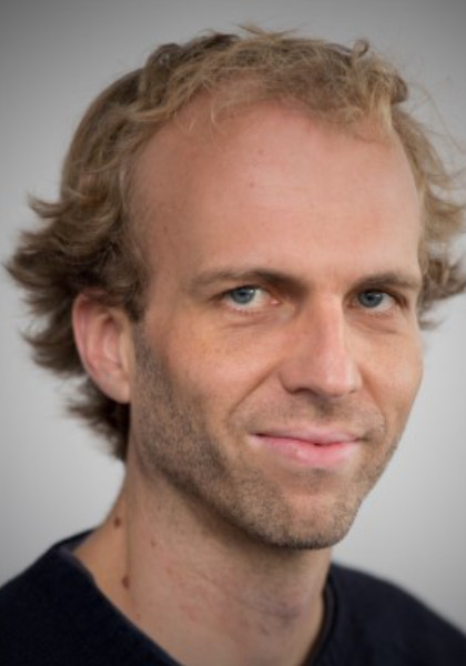 Julian Adamek 