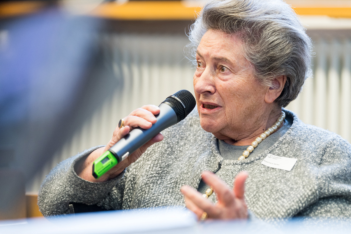 “Women are not frail creatures needing protection,” said Rosmarie Michel, permanent guest of honor of UZH and former president of the Zurich Women’s Association. (Image: Frank Brüderli)