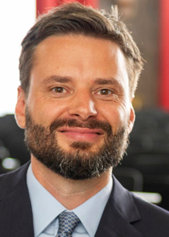 Portrait photograph of economist Ralph Ossa