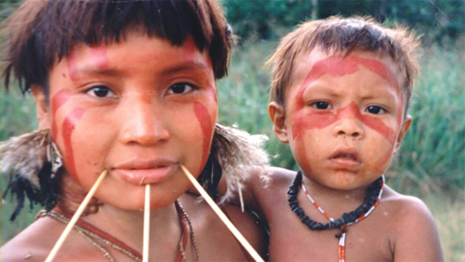 Bei den Yąnomamö people im Amazonas Regenwald waren Mütter eher auf sich alleine gestellt.