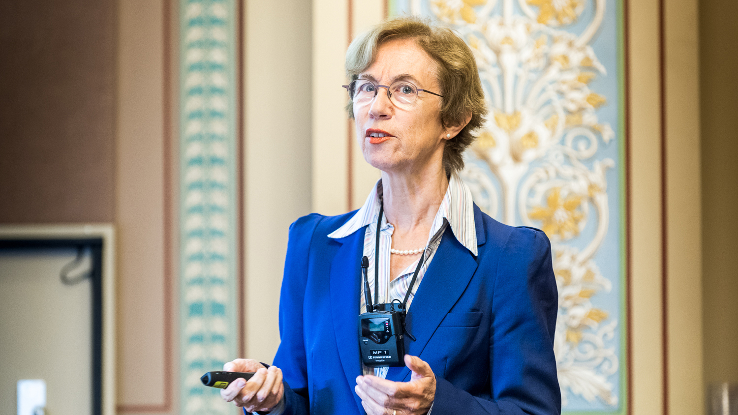 Professor Klara Landau, Director of the Department of Ophthalmology at the UniversityHospital, described the current situation: “A disproportionate number of women leave academia after their doctorates.” (Picture: Frank Brüderli)