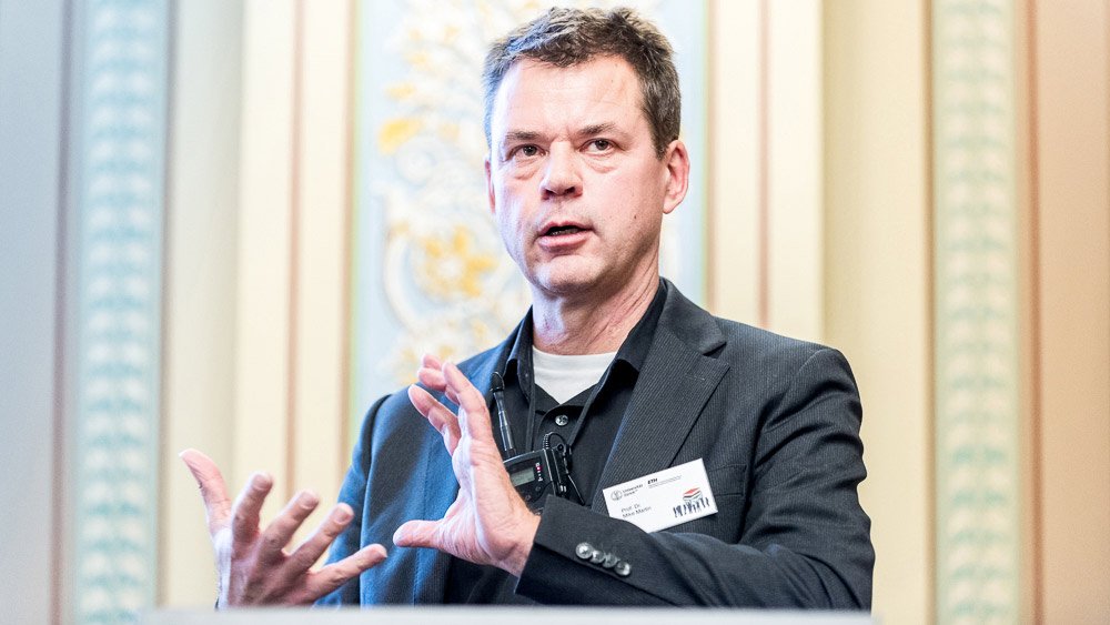 The goal of the Academy is to boost the participation of citizen scientists as much as possible, said Mike Martin, co-director of the Participatory Science Academy and the Citizen Science Center Zurich. (Photo: Frank Brüderli)