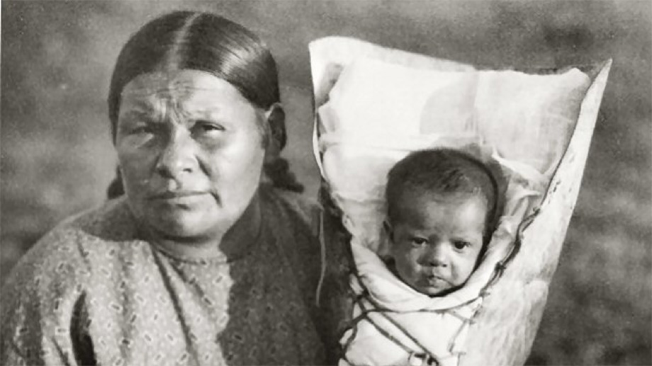 Bei vielen Indianerstämmen in den Wüsten und kargen Steppen Nordamerikas, wie bei den Comanche hier im Bild, spielte die gemeinsame Kinderfürsorge eine grosse Rolle.