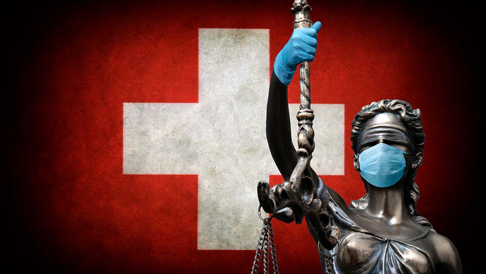 Justitia mit Mundschutz