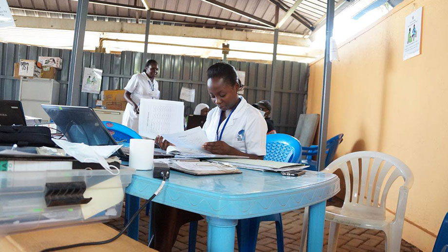 Gemeinsam erforschen die Universitäten Makerere und Zürich globale Gesundheitsprobleme wie die Tuberkulose. 