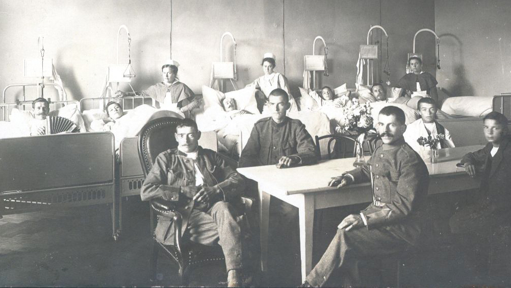 Armeeangehörige während der Spanischen Grippe im Spital Olten
