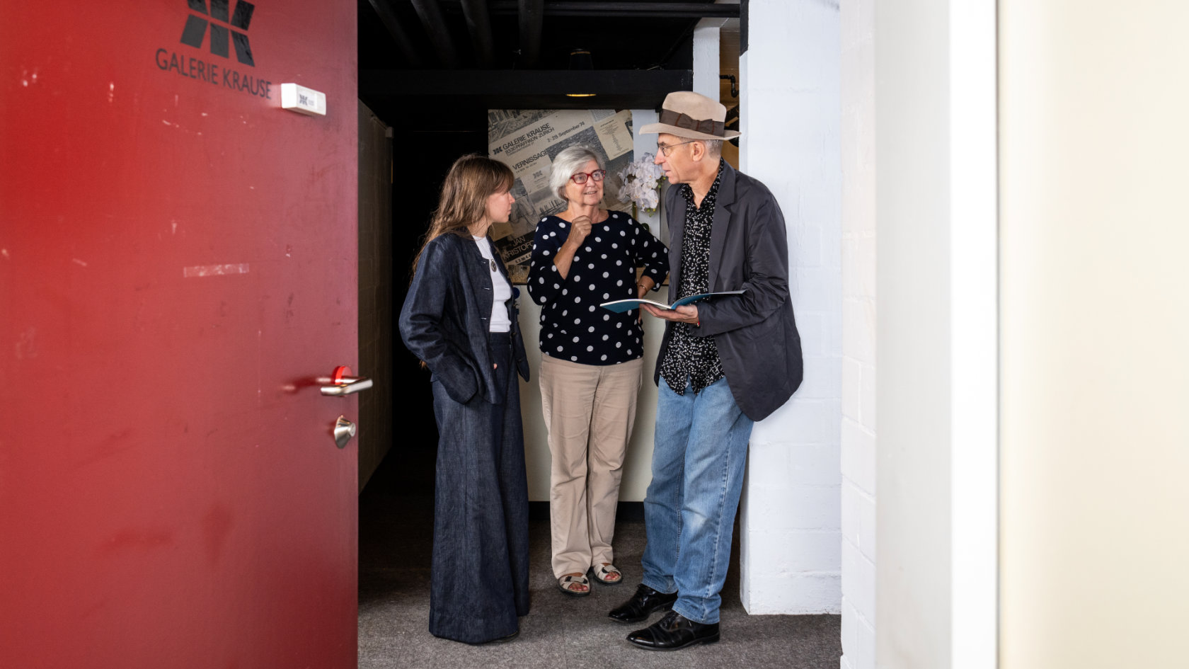Studentin Julia Keller, Galeristin Alice Krause und Professor Tomáš Glanc