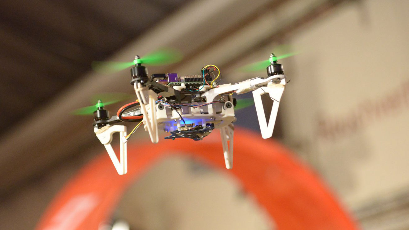 All that flies: Research and technology connected with air and space travel are the focus of the Innovation Park Zurich in Dübendorf. The picture shows a drone designed by UZH professor Davide Scaramuzza. (Picture: Switzerland Innovation Park Zurich)