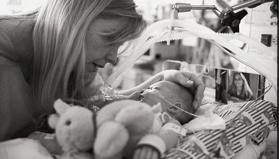 Schon wenige Tage nach der Geburt musste Lea ein erstes Mal operiert werden, an der Lunge.